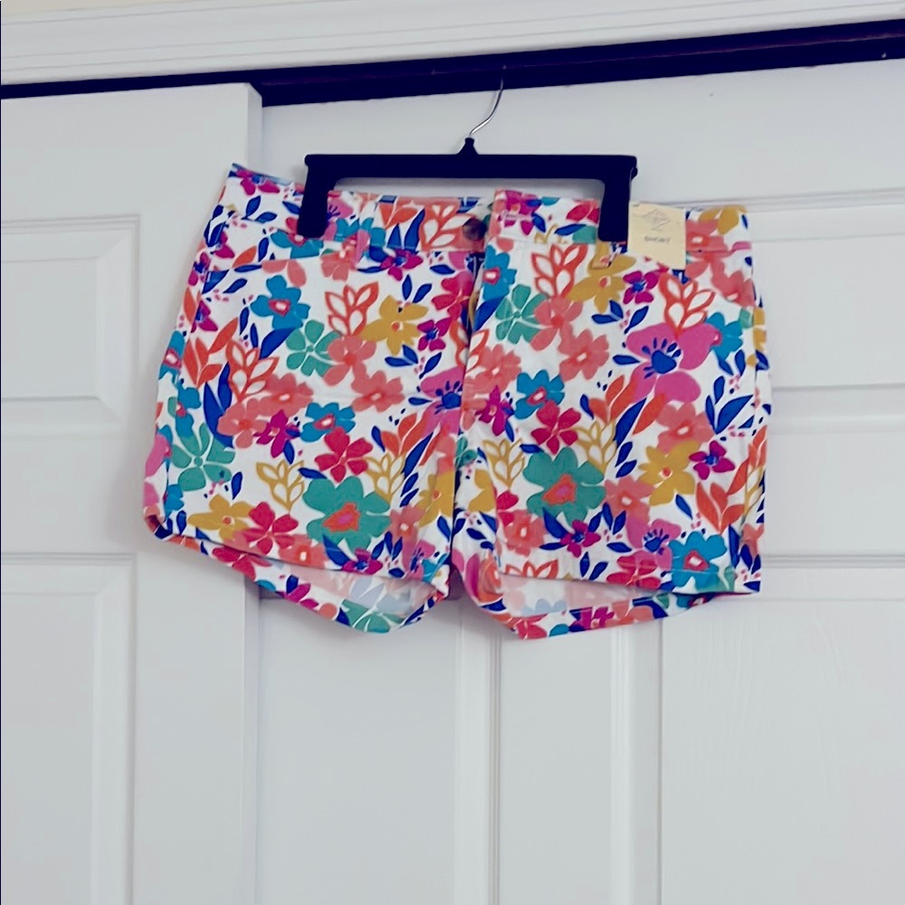Petite Floral Shorts NWT